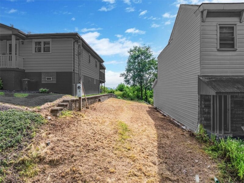 520 Kendall St — photo 2