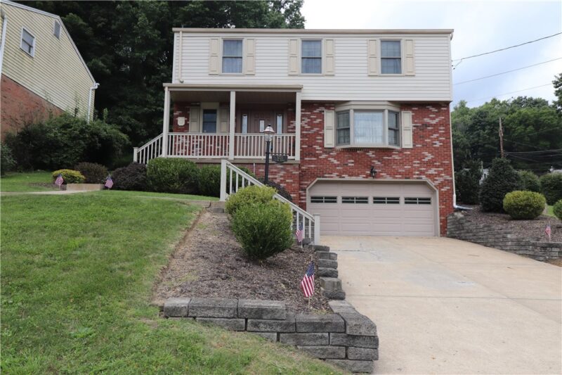 5720 Clark Ave — photo 2