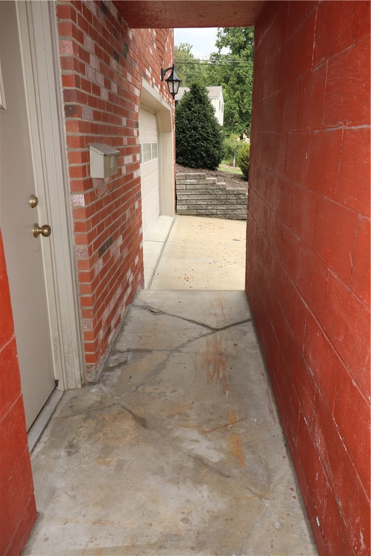 5720 Clark Ave — photo 5