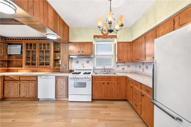 2980 Ruthwood Ave — photo 7