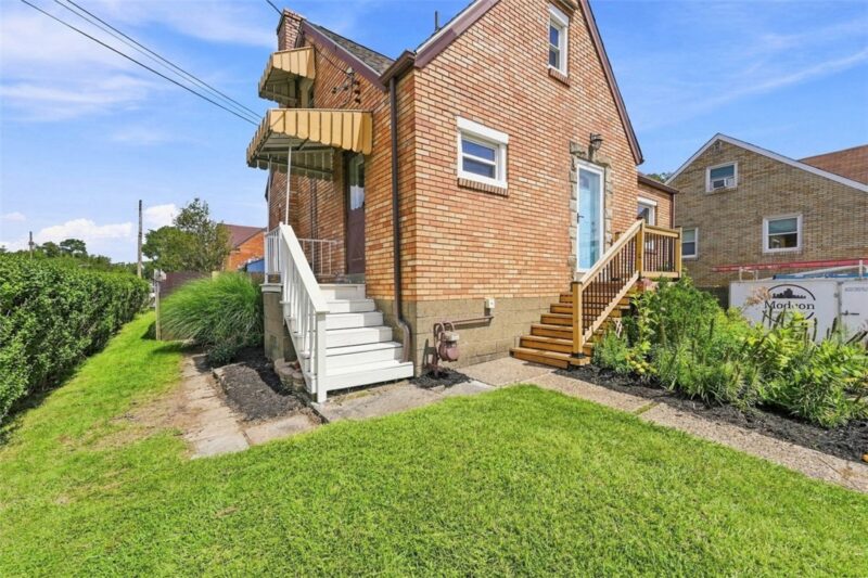 144 Enger Ave — photo 4