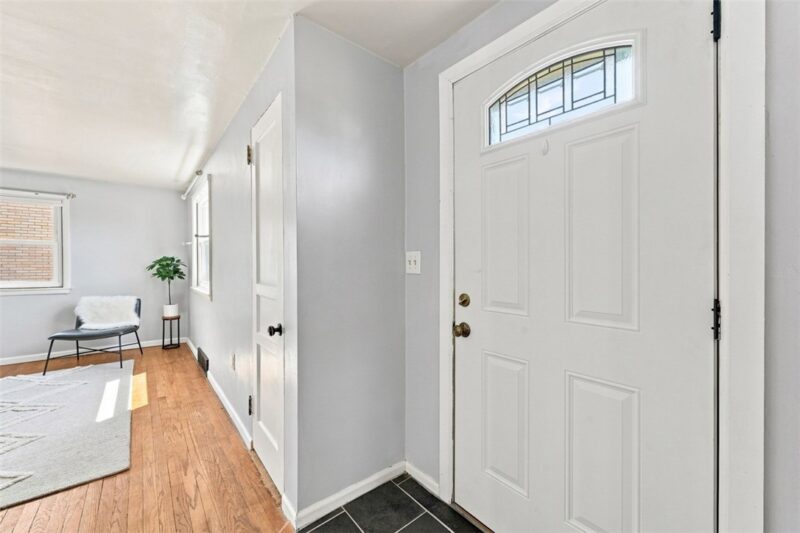 144 Enger Ave — photo 6