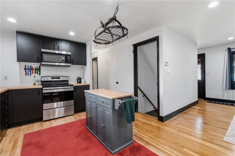 737 Providence Dr — photo 8
