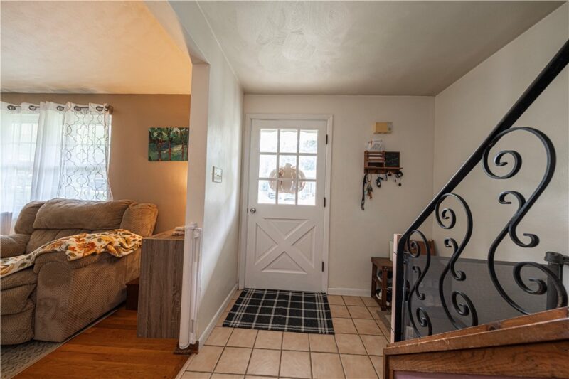 115 Saint Andrews Cir — photo 2