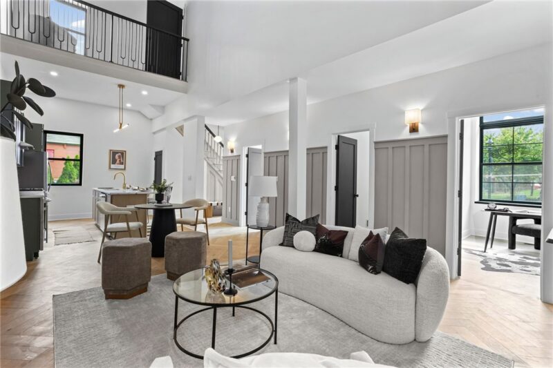 2037 forbes ave — photo 5