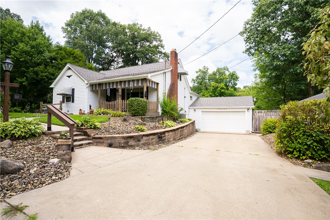 466 Grove St — photo 1