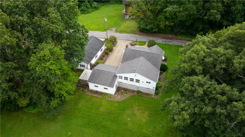 466 Grove St — photo 4