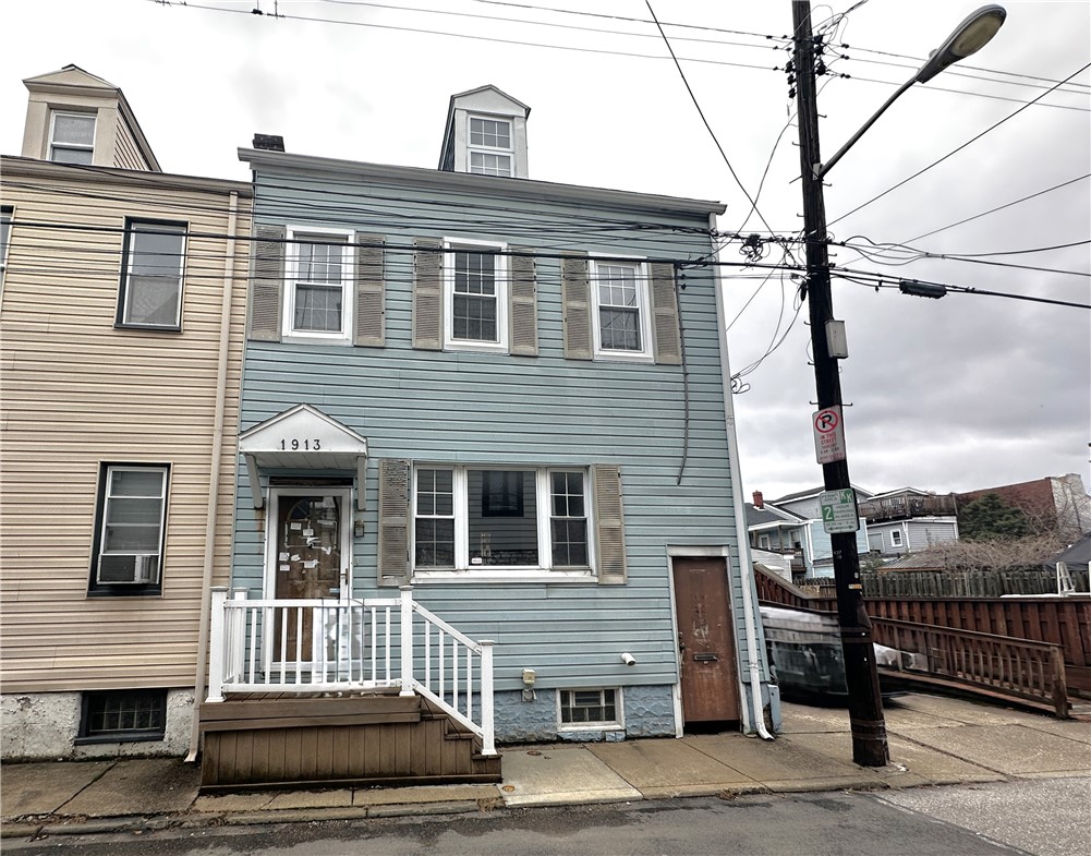 1913 Fox Way — photo 1
