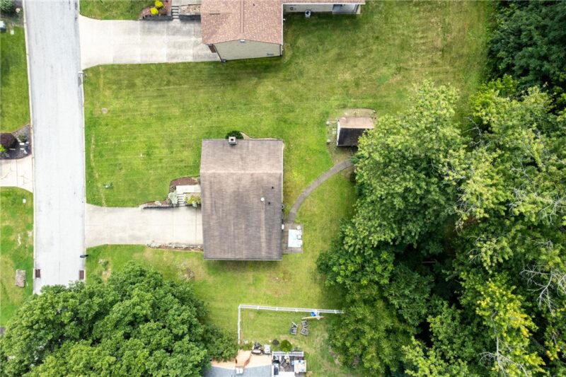 1081 Old Post Rd — photo 4