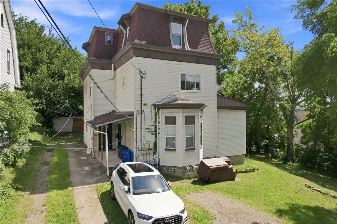 225 Spring Ave — photo 1