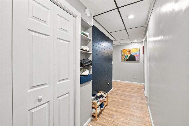 225 Spring Ave — photo 2