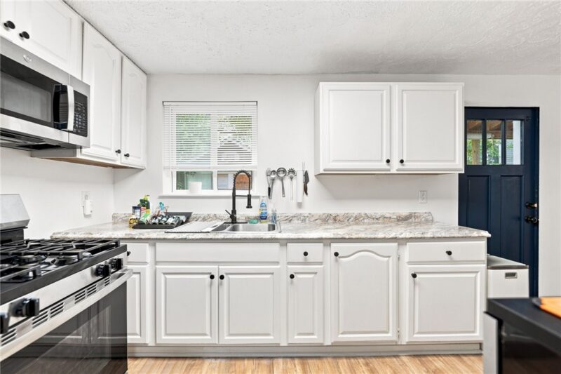 225 Spring Ave — photo 8