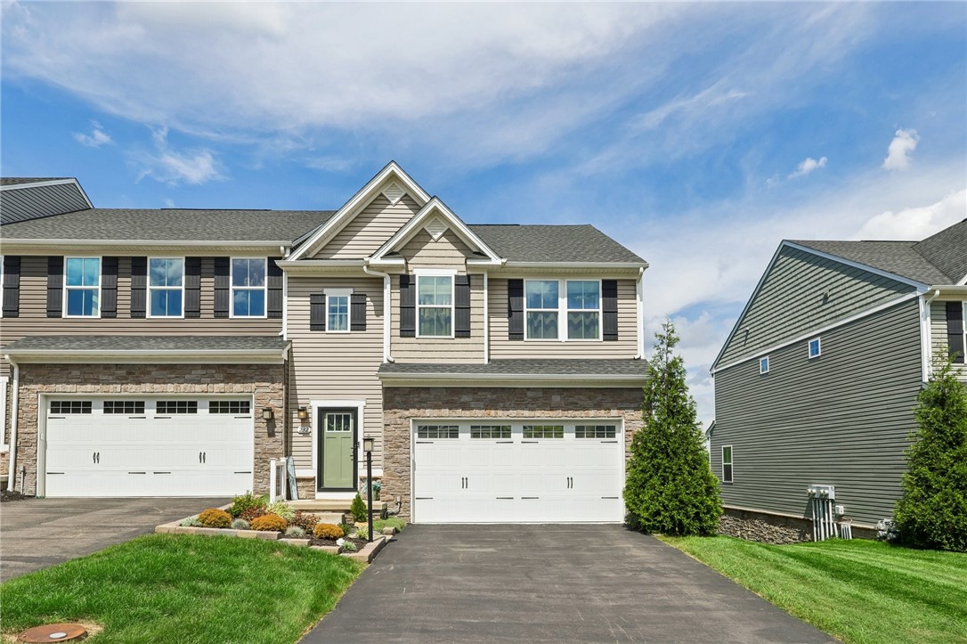 232 Frances Lane — photo 1