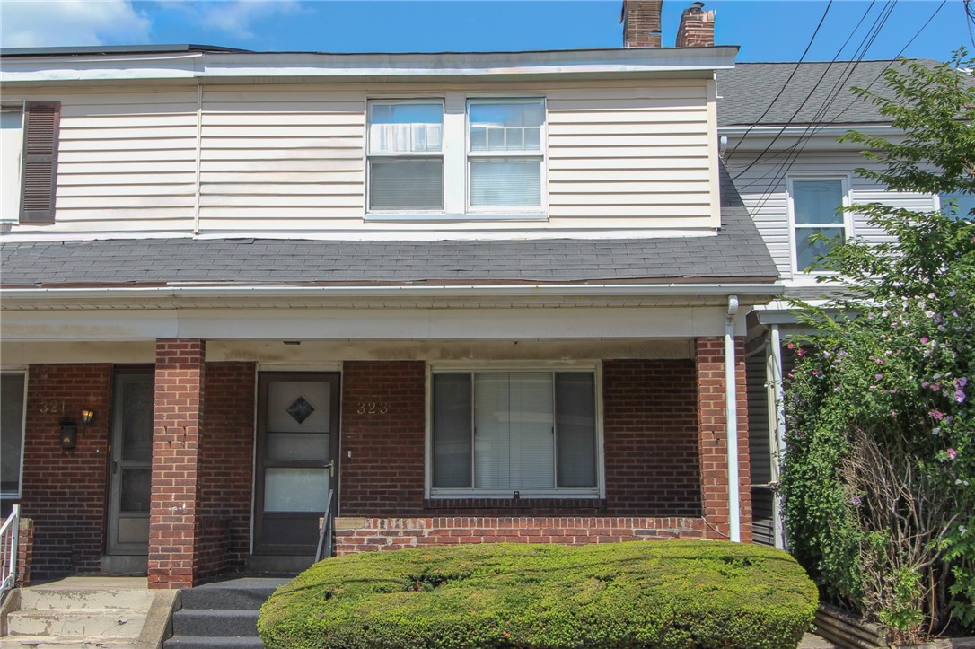 323 Main St — photo 1