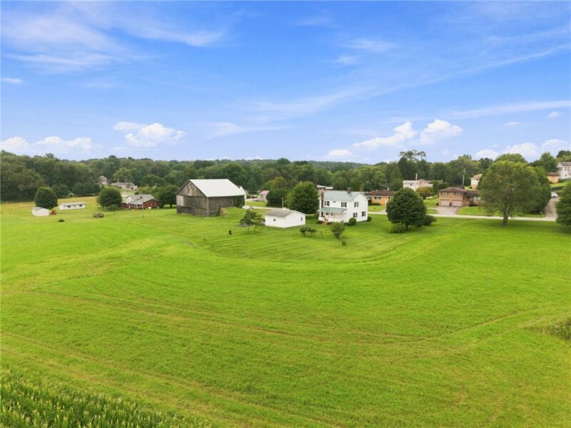 985 E Pike Rd — photo 4