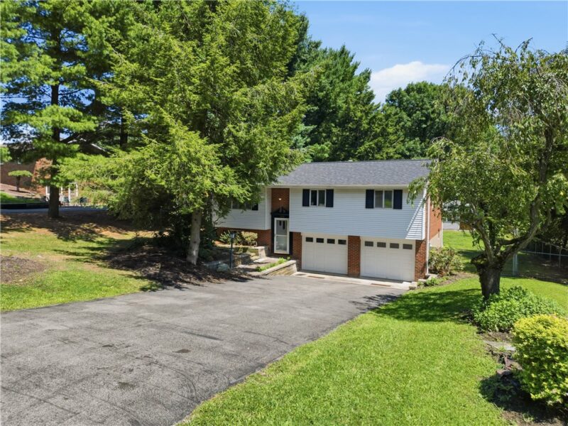 300 W Starz Rd — photo 2