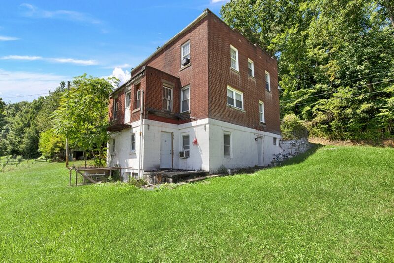 140 Smartnick Rd — photo 3