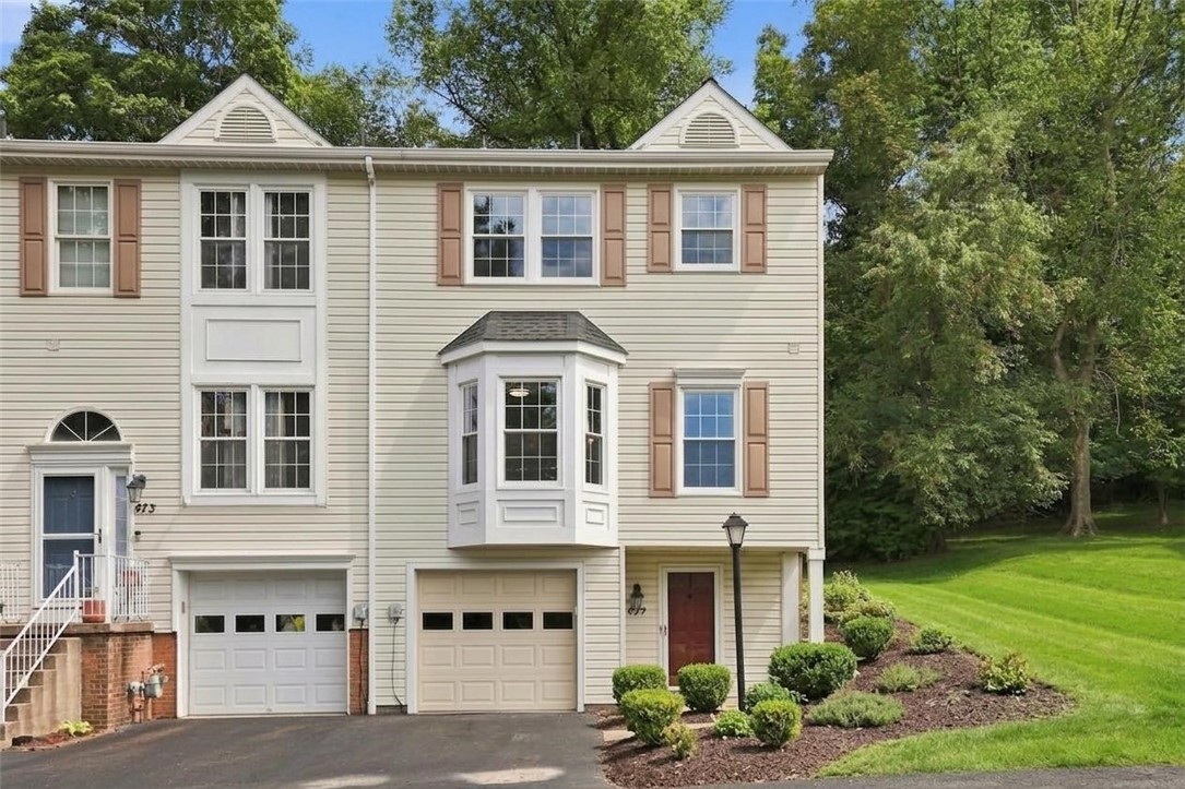 475 Cherryhill Dr — photo 1