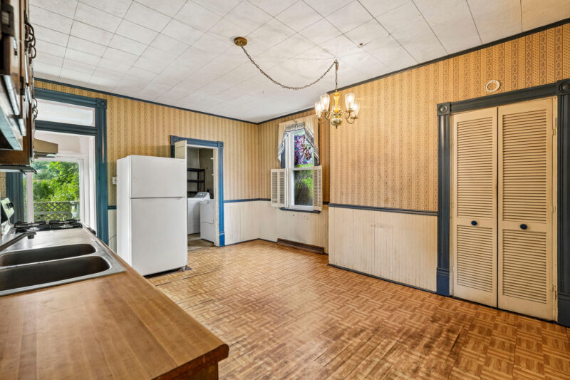 416 E New Castle STREET — photo 5