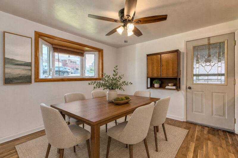 2040 Thomas DRIVE — photo 5