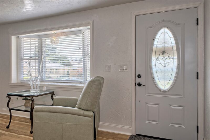 305 Donna Dr — photo 5