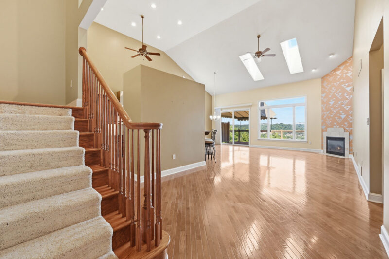 1571 Staunton Drive — photo 6
