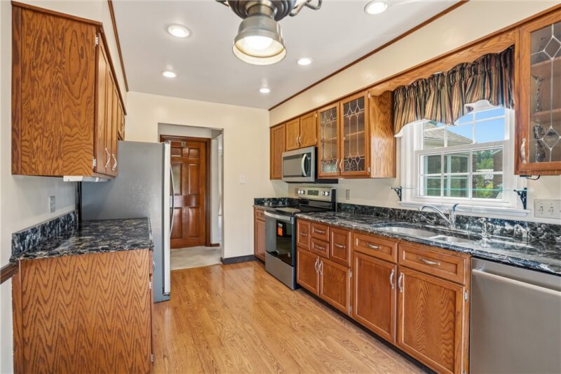 3344 South Park Rd — photo 5