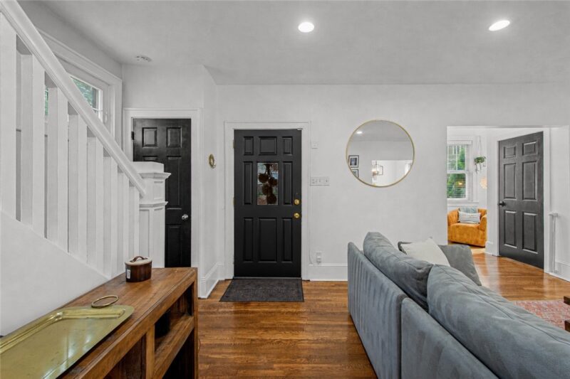 204 Edward Avenue — photo 6