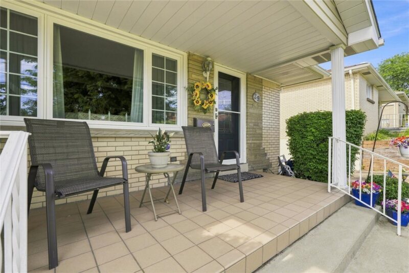 29 Jackson Dr — photo 2
