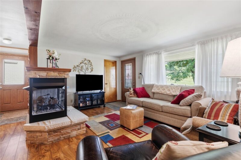 29 Jackson Dr — photo 6