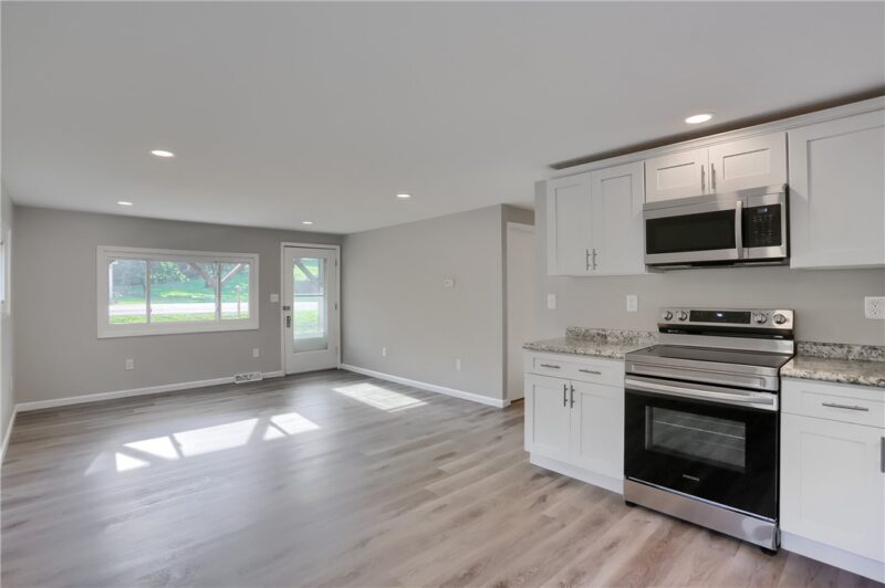 227 Country Club Road — photo 4