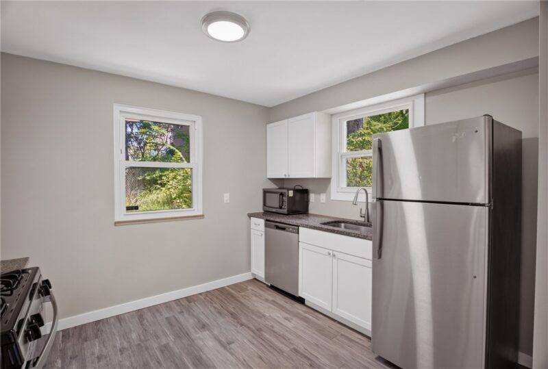 217 Curry Hollow Rd — photo 6