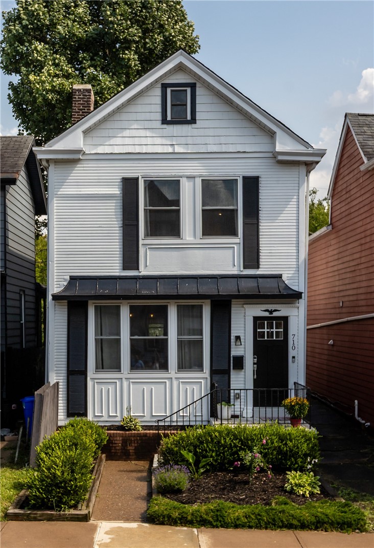 710 N Beatty St — photo 1