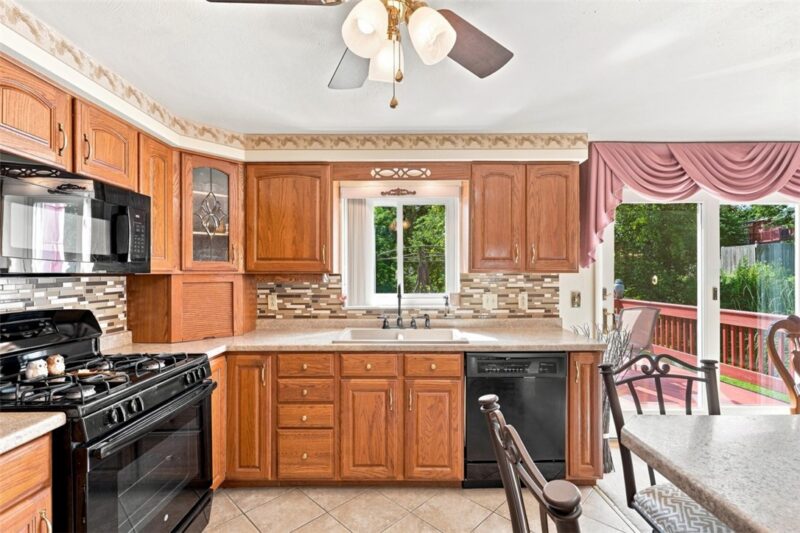 106 Vermillion Dr — photo 7