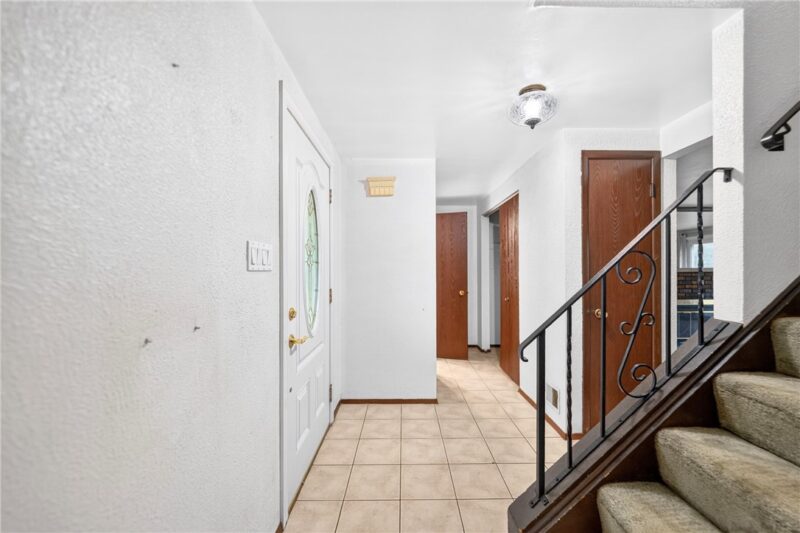 214 Highlander Heights Dr — photo 4