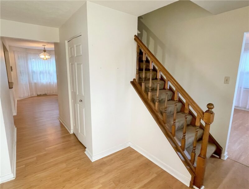 16 WINDSOR COURT — photo 3