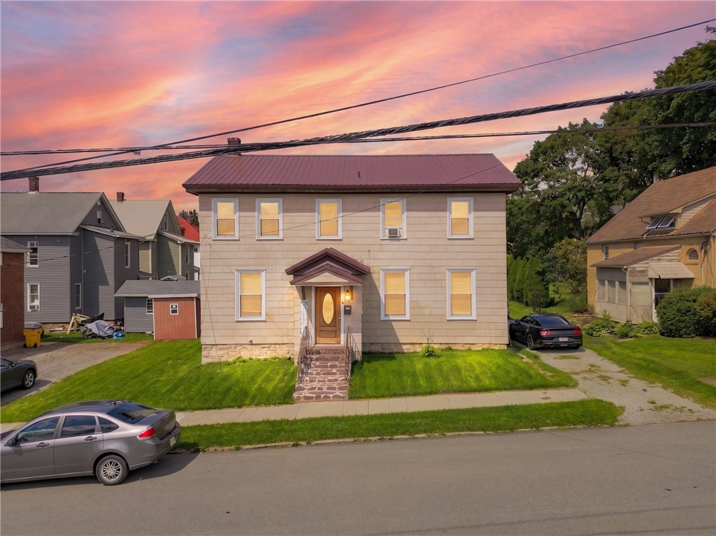 256 W Fairview Street — photo 1
