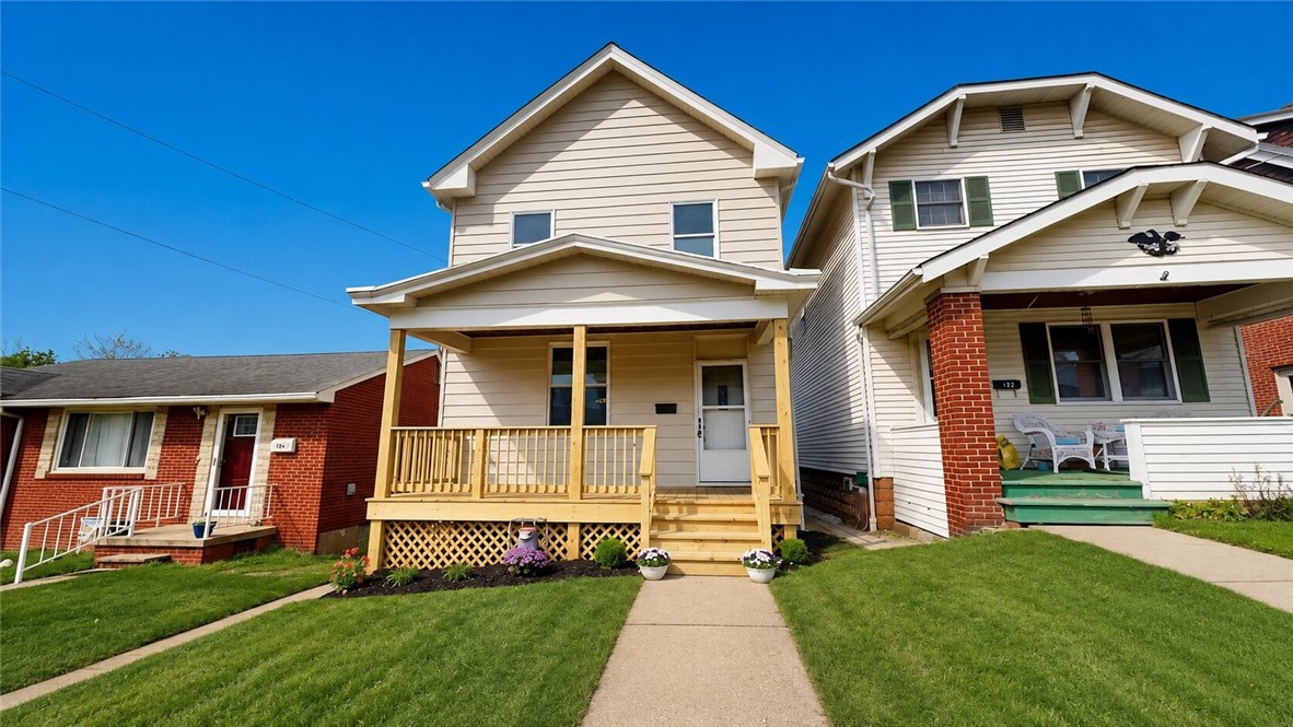 121 Sampson Ave — photo 1
