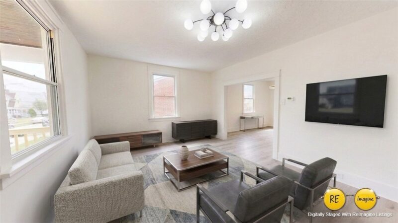 121 Sampson Ave — photo 8