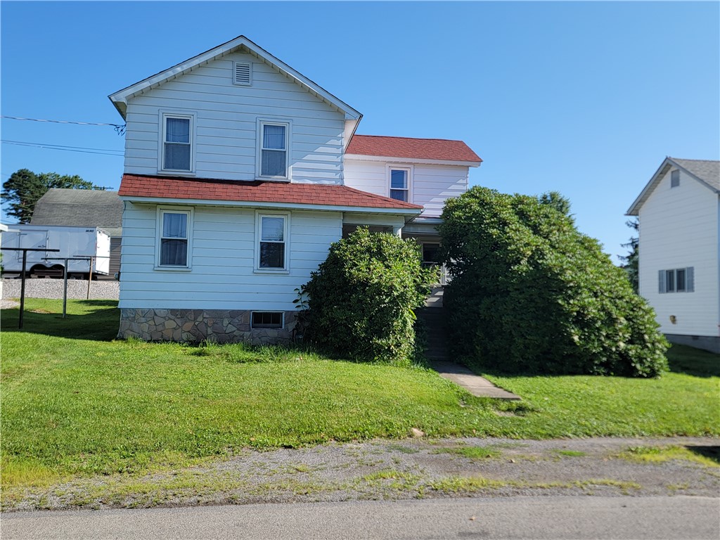 214 Perry St — photo 1