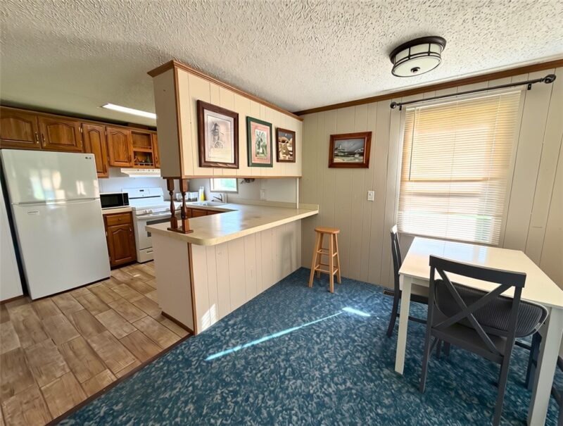 1565 Lee Lane — photo 3