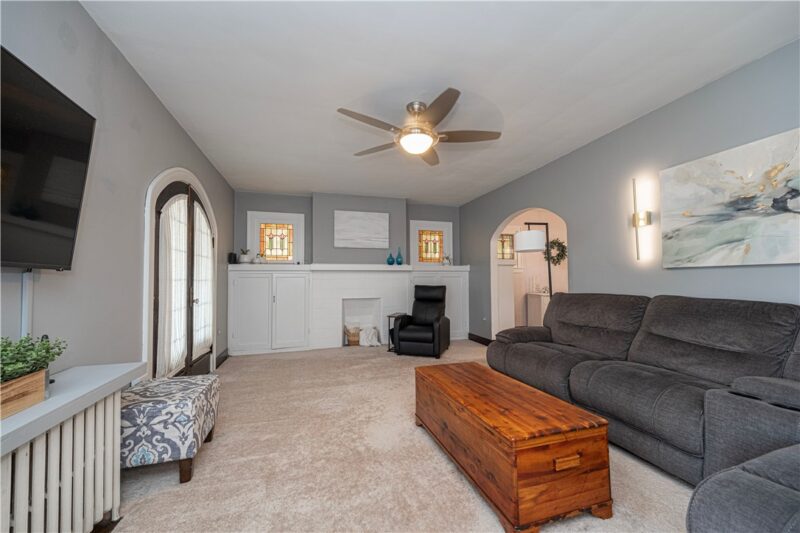 722 Bellaire Ave — photo 4