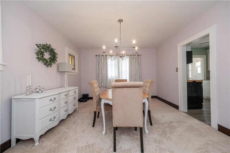 722 Bellaire Ave — photo 8