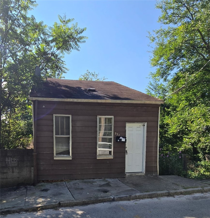 932 Excelsior St — photo 1