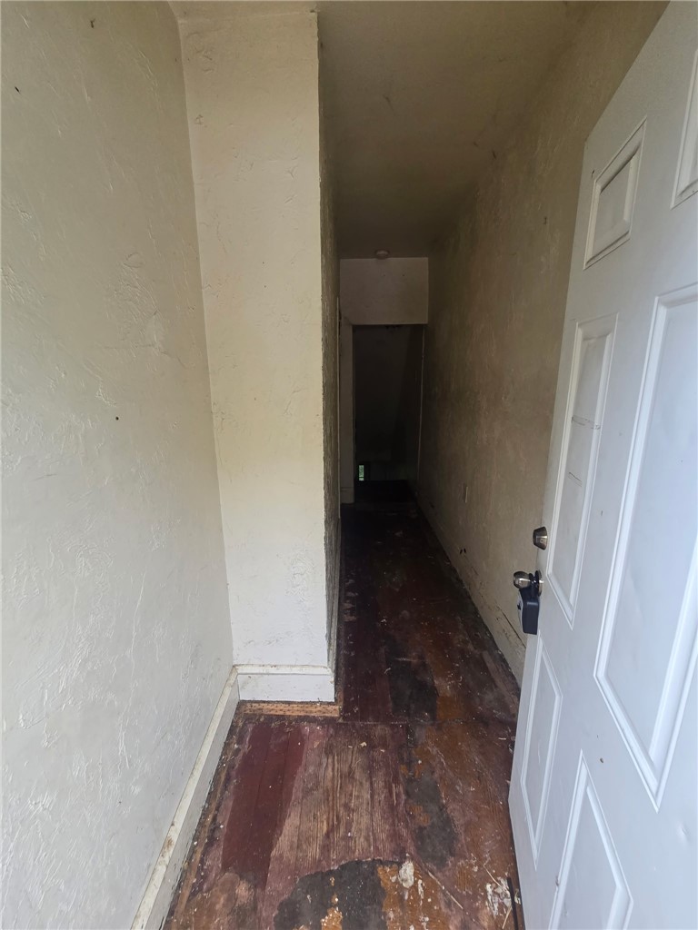 932 Excelsior St — photo 2