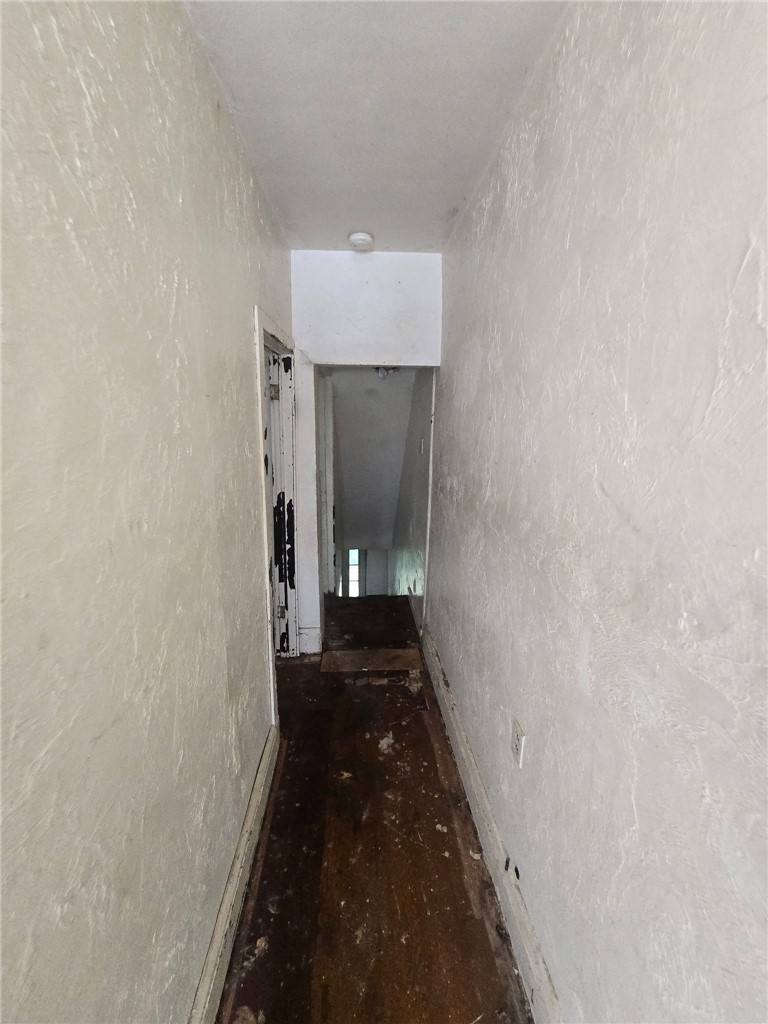932 Excelsior St — photo 3