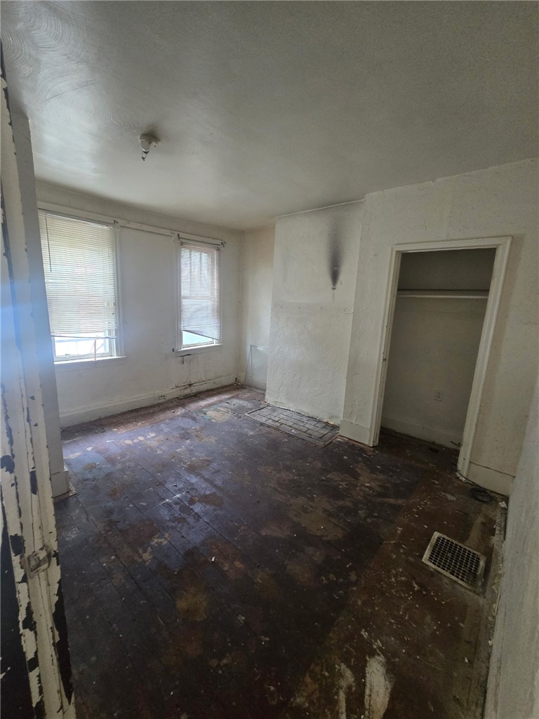 932 Excelsior St — photo 4