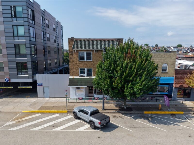 908 Brookline Blvd — photo 2