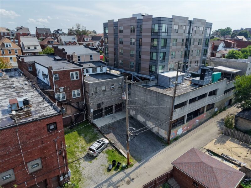 908 Brookline Blvd — photo 5