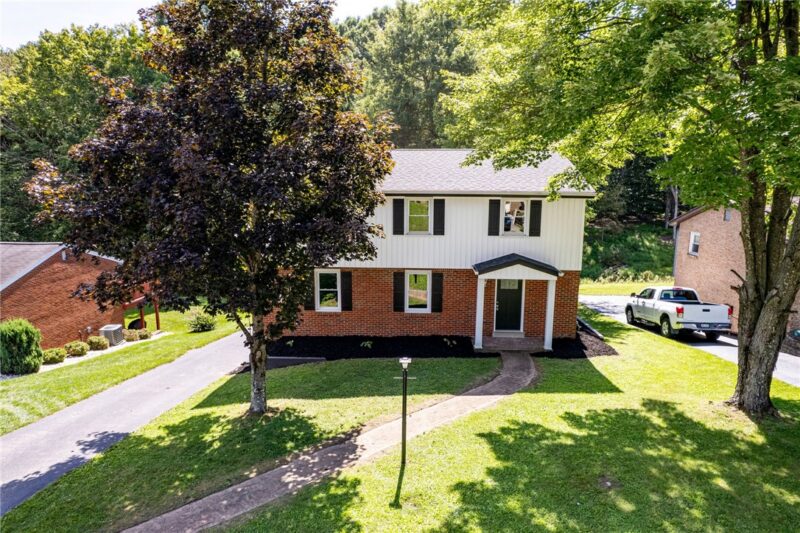 634 Stamford Dr — photo 4